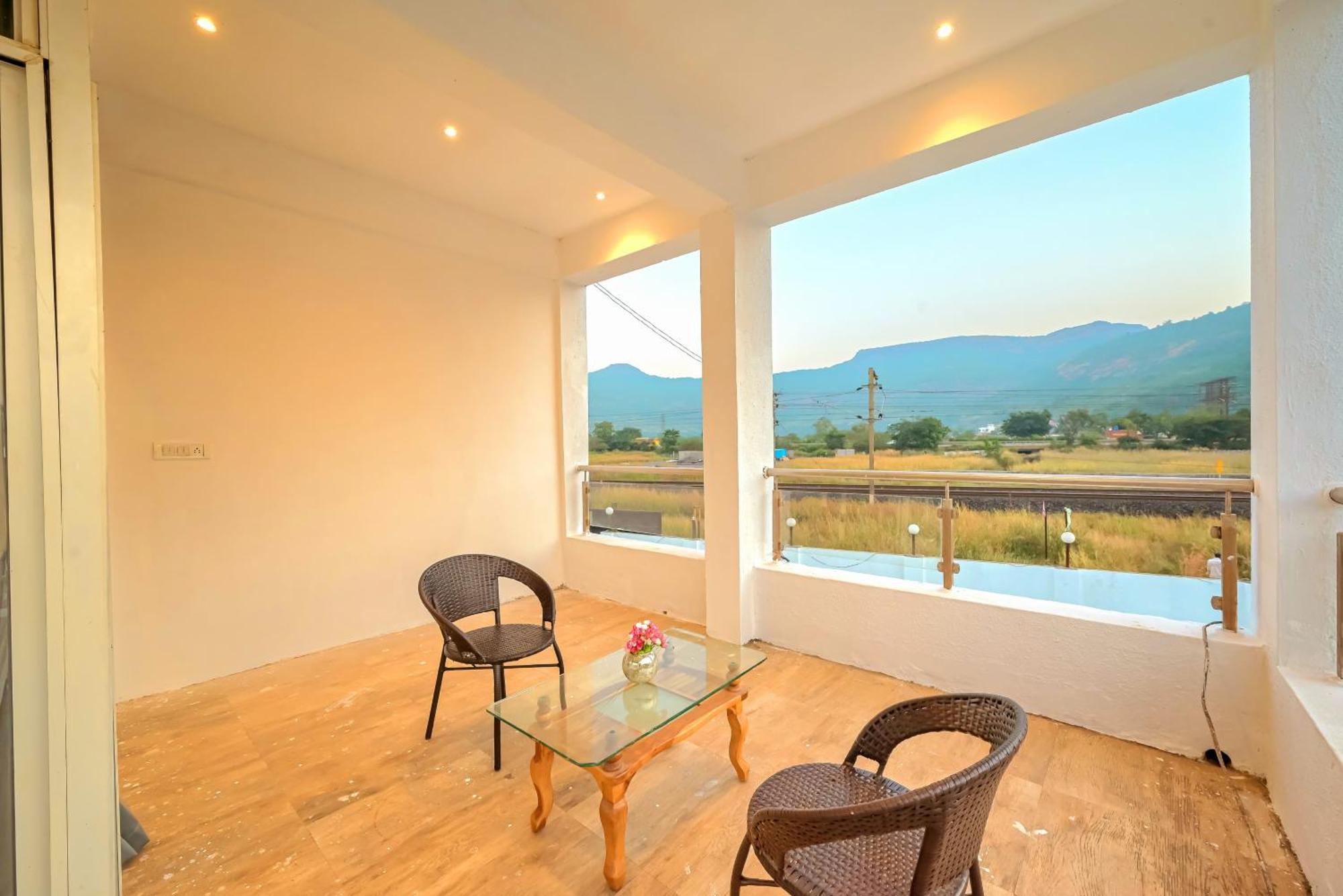 Ll Empyrean Stays II 6Bhk Big Daddy Villa II Private Pool II Ac II View Ll Лонавала Экстерьер фото